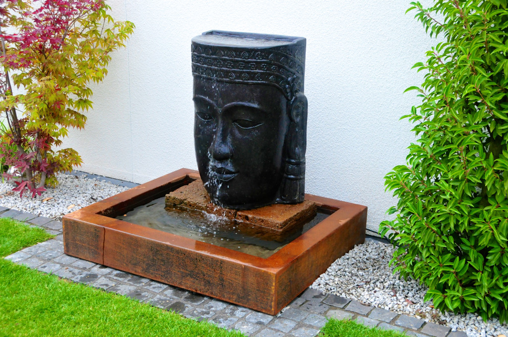Buddha Kopf Brunnen