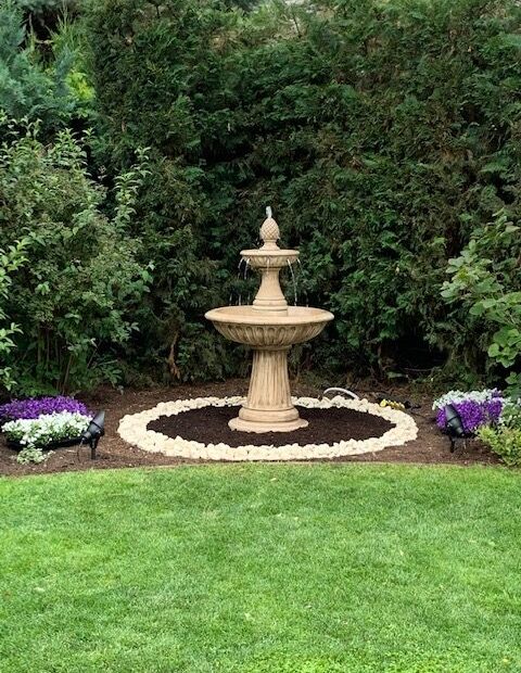 Gartenbrunnen Evian Kundenfoto