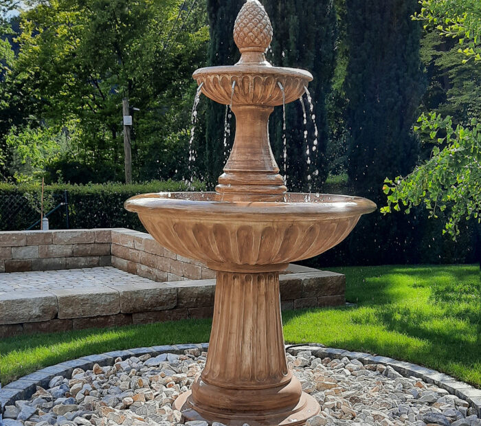 Gartenbrunnen Evian